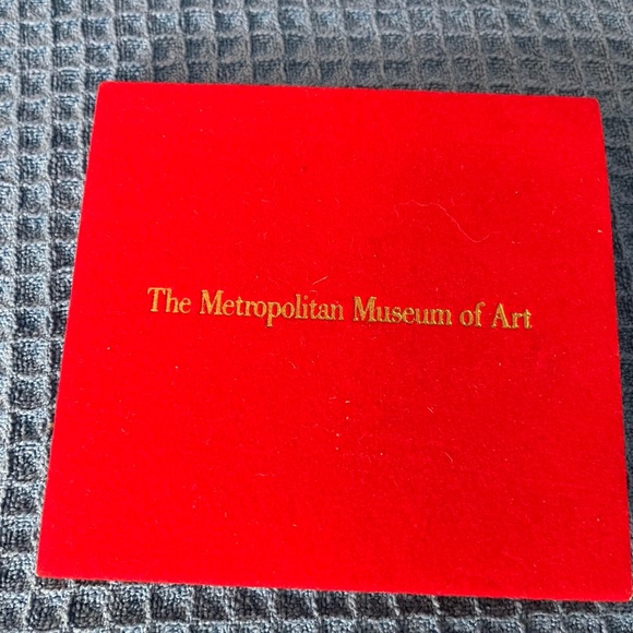 Collectable Metropolitan Museum of Art Bird Ornaments (2 in set) - Picture 2 of 5